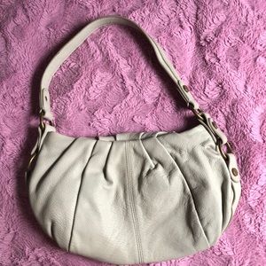 🌼Vera Wang leather purse